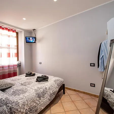 Tony House * Omegna