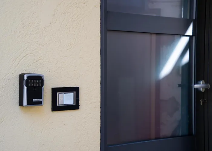 Apartament Tony House